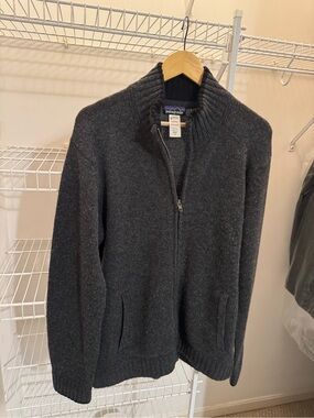 Patagonia Men's Dark Charcoal Zip-Up Sweater